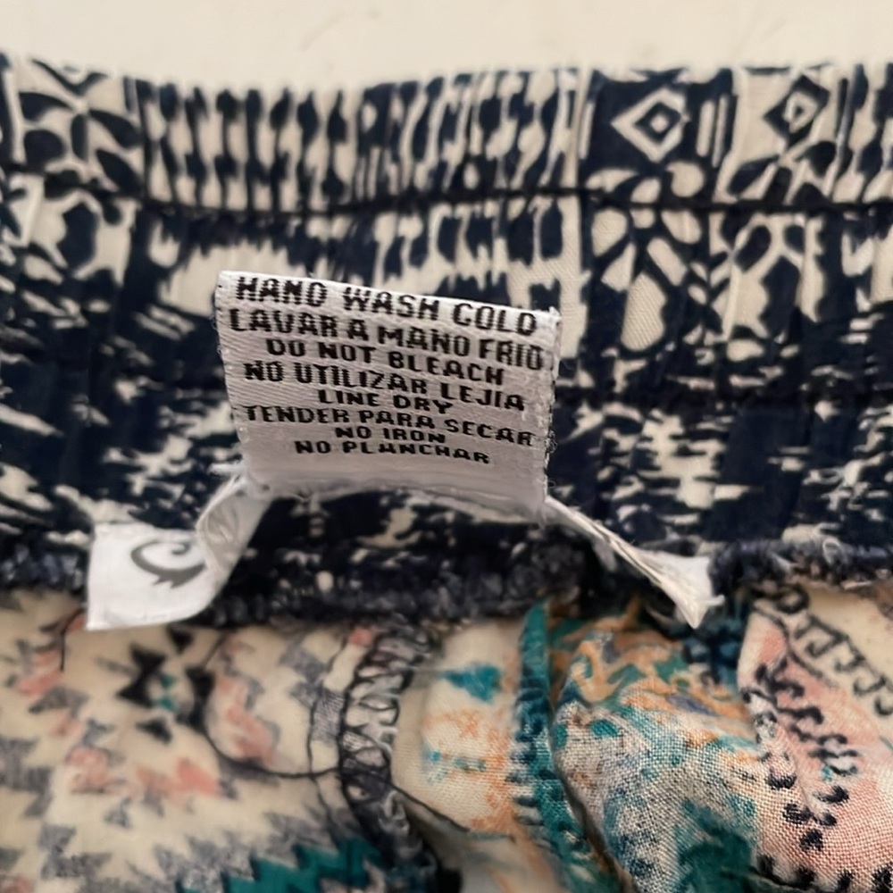 Sans Souci Woman’s Shorts Shortie Sz XL 2 Front Pockets - Picture 4 of 9